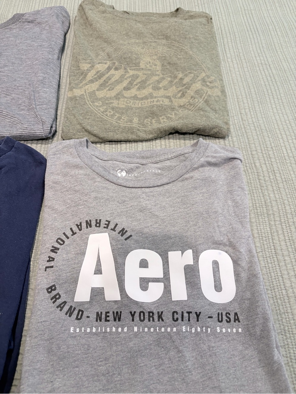 Men’s T-Shirt Bundle Size Medium Aeropostale Ford Bronco Sonoma 6 Shirts - Picture 2 of 7